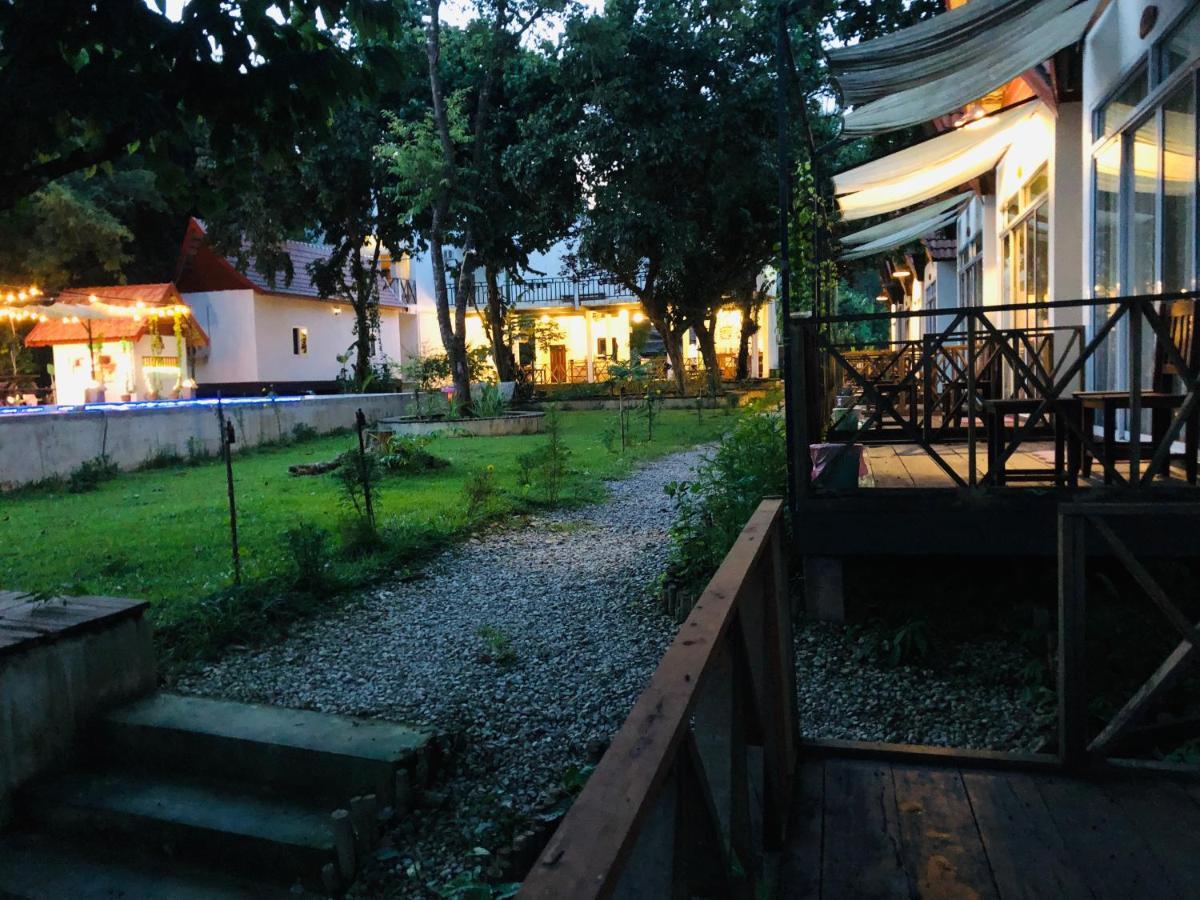 Jungle Paradise Vangvieng - Bungalows Vangviang Kültér fotó